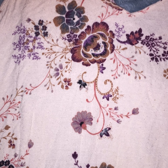 American Eagle Tank Top - Picture 2 of 4